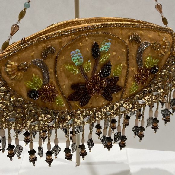 GOLDEN BEADED EVENING BAG - Picture 9 of 15
